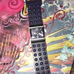 Purple MICHELLI watch. Rubber. And very 😎